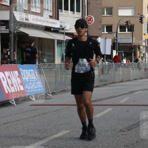 15.09.2024 - PSD Bank Halbmarathon Michael Strokosch http://msf.ph/oto/7054955 15.09.2024 12:39:12 Ziel 2523, 2954, 3367 meine-sportfotos.de