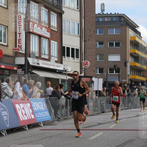 15.09.2024 - PSD Bank Halbmarathon Michael Strokosch http://msf.ph/oto/7054972 15.09.2024 11:29:42 Ziel 702, 703, 704, 711, 727, 947, 1041, 1991, 2469, 2567, 3512 meine-sportfotos.de