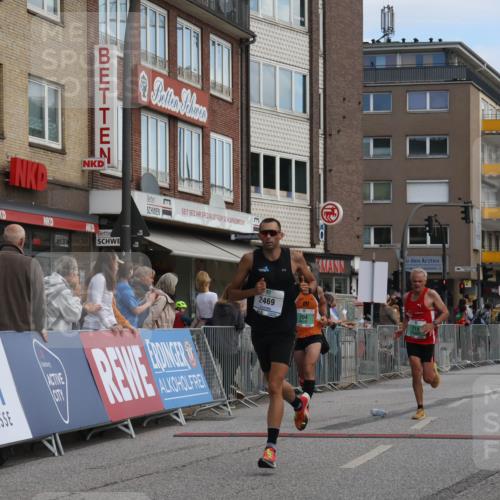 15.09.2024 - PSD Bank Halbmarathon Michael Strokosch http://msf.ph/oto/7054974 15.09.2024 11:29:42 Ziel 702, 703, 704, 711, 727, 947, 1041, 1991, 2469, 2567, 3512 meine-sportfotos.de