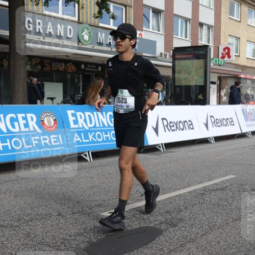 15.09.2024 - PSD Bank Halbmarathon Michael Strokosch http://msf.ph/oto/7054979 15.09.2024 12:39:15 Ziel 2523, 2954, 3367 meine-sportfotos.de