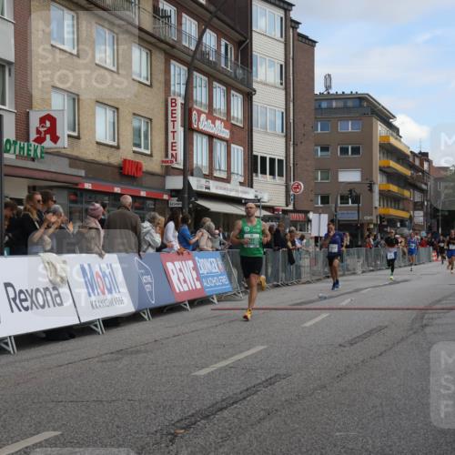 15.09.2024 - PSD Bank Halbmarathon Michael Strokosch http://msf.ph/oto/7055006 15.09.2024 11:29:48 Ziel 703, 704, 711, 727, 1041, 1093, 1991, 2469, 2615, 3512 meine-sportfotos.de