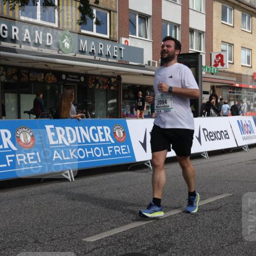 15.09.2024 - PSD Bank Halbmarathon Michael Strokosch http://msf.ph/oto/7055025 15.09.2024 12:39:29 Ziel 2094, 2137, 2260 meine-sportfotos.de