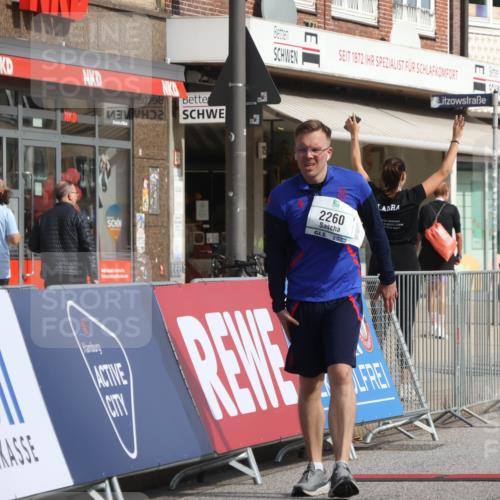 15.09.2024 - PSD Bank Halbmarathon Michael Strokosch http://msf.ph/oto/7055035 15.09.2024 12:39:33 Ziel 2094, 2137, 2260, 3297 meine-sportfotos.de