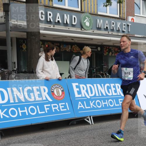 15.09.2024 - PSD Bank Halbmarathon Michael Strokosch http://msf.ph/oto/7055040 15.09.2024 11:29:53 Ziel 454, 704, 711, 727, 1041, 1093, 1184, 2469, 2615, 2692 meine-sportfotos.de