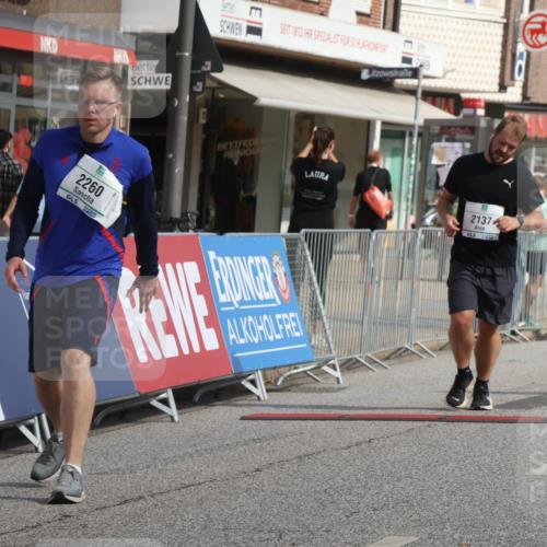 15.09.2024 - PSD Bank Halbmarathon Michael Strokosch http://msf.ph/oto/7055053 15.09.2024 12:39:35 Ziel 2094, 2137, 2260, 3297 meine-sportfotos.de