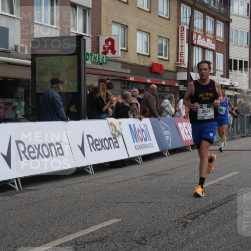 15.09.2024 - PSD Bank Halbmarathon Michael Strokosch http://msf.ph/oto/7055058 15.09.2024 11:29:57 Ziel 454, 704, 711, 724, 727, 1041, 1093, 1123, 1184, 2615, 2692 meine-sportfotos.de