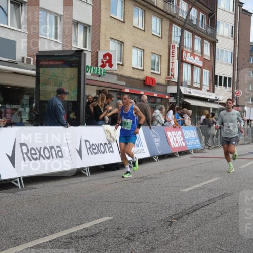 15.09.2024 - PSD Bank Halbmarathon Michael Strokosch http://msf.ph/oto/7055068 15.09.2024 11:29:59 Ziel 454, 724, 727, 1093, 1123, 1184, 2615, 2692 meine-sportfotos.de