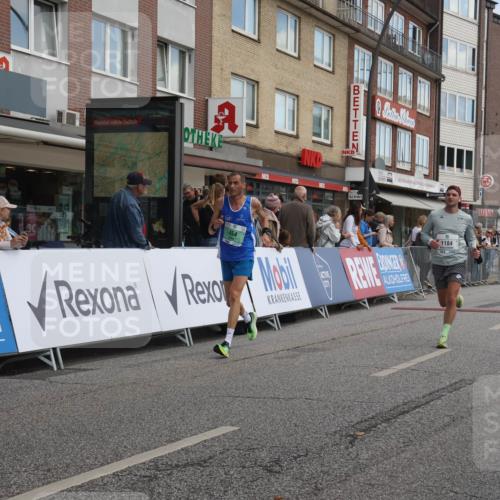 15.09.2024 - PSD Bank Halbmarathon Michael Strokosch http://msf.ph/oto/7055070 15.09.2024 11:29:59 Ziel 454, 724, 727, 1093, 1123, 1184, 2615, 2692 meine-sportfotos.de