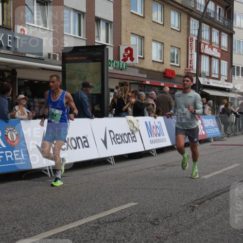 15.09.2024 - PSD Bank Halbmarathon Michael Strokosch http://msf.ph/oto/7055078 15.09.2024 11:30:00 Ziel 454, 724, 727, 1093, 1123, 1184, 1349, 2615, 2692 meine-sportfotos.de