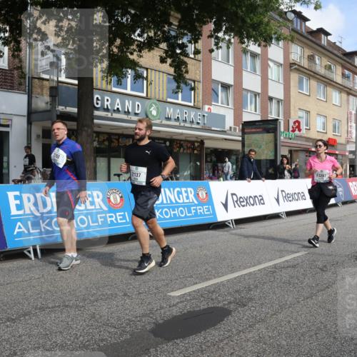 15.09.2024 - PSD Bank Halbmarathon Michael Strokosch http://msf.ph/oto/7055079 15.09.2024 12:39:41 Ziel 2125, 2137, 2260, 3297, 3345 meine-sportfotos.de