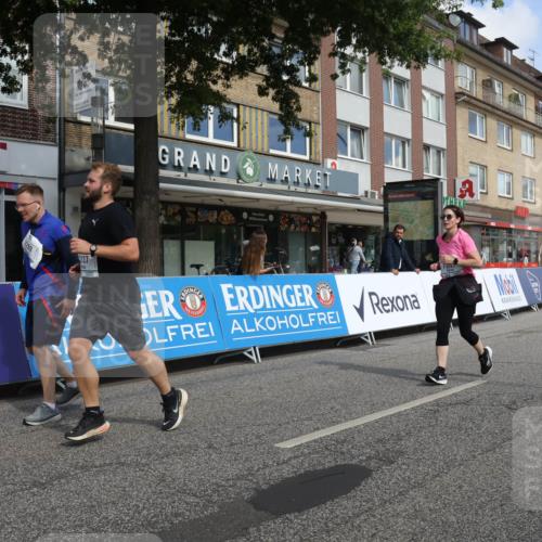 15.09.2024 - PSD Bank Halbmarathon Michael Strokosch http://msf.ph/oto/7055081 15.09.2024 12:39:41 Ziel 2125, 2137, 2260, 3297, 3345 meine-sportfotos.de