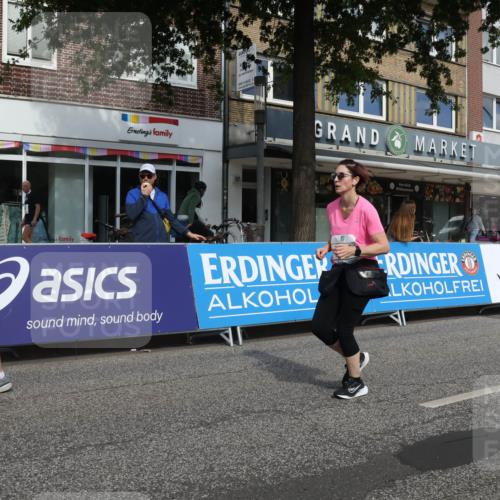 15.09.2024 - PSD Bank Halbmarathon Michael Strokosch http://msf.ph/oto/7055091 15.09.2024 12:39:43 Ziel 2125, 2137, 2260, 3297, 3345 meine-sportfotos.de