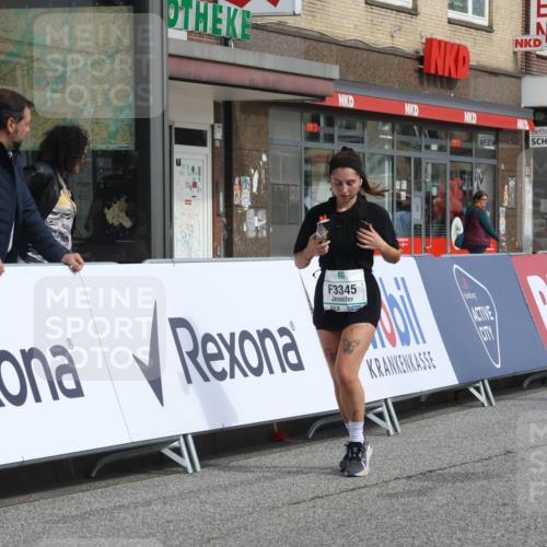 15.09.2024 - PSD Bank Halbmarathon Michael Strokosch http://msf.ph/oto/7055093 15.09.2024 12:39:47 Ziel 2125, 2137, 2301, 3297, 3345, 3503 meine-sportfotos.de