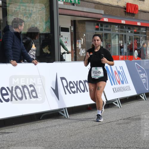 15.09.2024 - PSD Bank Halbmarathon Michael Strokosch http://msf.ph/oto/7055095 15.09.2024 12:39:47 Ziel 2125, 2137, 2301, 3297, 3345, 3503 meine-sportfotos.de