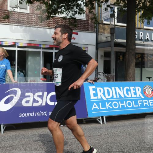 15.09.2024 - PSD Bank Halbmarathon Michael Strokosch http://msf.ph/oto/7055129 15.09.2024 12:39:52 Ziel 2125, 2301, 2395, 3345, 3503 meine-sportfotos.de