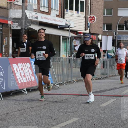 15.09.2024 - PSD Bank Halbmarathon Michael Strokosch http://msf.ph/oto/7055133 15.09.2024 12:39:55 Ziel 2125, 2301, 2395, 3345, 3503 meine-sportfotos.de