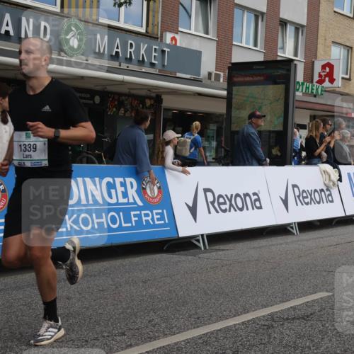 15.09.2024 - PSD Bank Halbmarathon Michael Strokosch http://msf.ph/oto/7055136 15.09.2024 11:30:10 Ziel 454, 724, 732, 827, 892, 922, 1123, 1184, 1339, 1349, 2559 meine-sportfotos.de