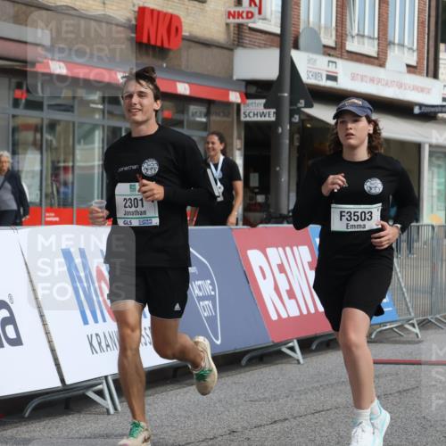 15.09.2024 - PSD Bank Halbmarathon Michael Strokosch http://msf.ph/oto/7055145 15.09.2024 12:39:57 Ziel 2125, 2301, 2395, 2428, 3345, 3503 meine-sportfotos.de