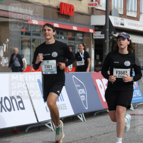 15.09.2024 - PSD Bank Halbmarathon Michael Strokosch http://msf.ph/oto/7055147 15.09.2024 12:39:57 Ziel 2125, 2301, 2395, 2428, 3345, 3503 meine-sportfotos.de