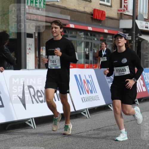 15.09.2024 - PSD Bank Halbmarathon Michael Strokosch http://msf.ph/oto/7055151 15.09.2024 12:39:57 Ziel 2125, 2301, 2395, 2428, 3345, 3503 meine-sportfotos.de