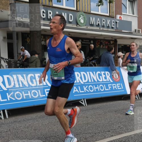 15.09.2024 - PSD Bank Halbmarathon Michael Strokosch http://msf.ph/oto/7055156 15.09.2024 11:30:15 Ziel 682, 724, 732, 827, 892, 922, 1339, 1349, 2559 meine-sportfotos.de