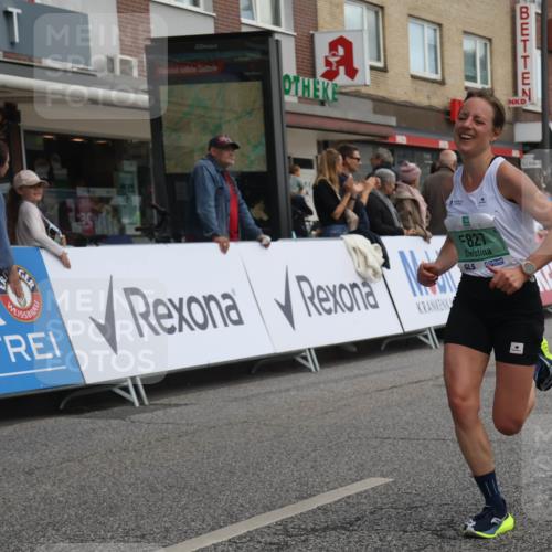 15.09.2024 - PSD Bank Halbmarathon Michael Strokosch http://msf.ph/oto/7055170 15.09.2024 11:30:18 Ziel 682, 732, 827, 892, 922, 1111, 1339, 1349, 2559 meine-sportfotos.de