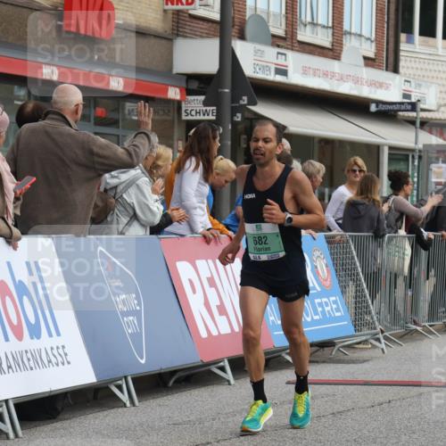 15.09.2024 - PSD Bank Halbmarathon Michael Strokosch http://msf.ph/oto/7055182 15.09.2024 11:30:22 Ziel 682, 732, 827, 892, 922, 1051, 1111, 1132, 1208, 1483, 2559 meine-sportfotos.de