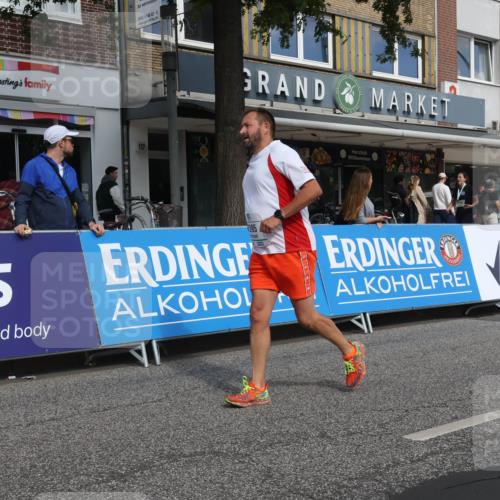 15.09.2024 - PSD Bank Halbmarathon Michael Strokosch http://msf.ph/oto/7055195 15.09.2024 12:40:05 Ziel 1668, 2301, 2395, 2428, 3499, 3503 meine-sportfotos.de