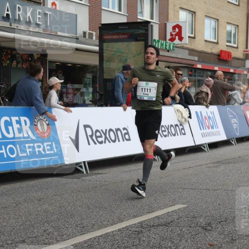 15.09.2024 - PSD Bank Halbmarathon Michael Strokosch http://msf.ph/oto/7055202 15.09.2024 11:30:25 Ziel 682, 732, 827, 892, 1051, 1111, 1125, 1132, 1208, 1483 meine-sportfotos.de