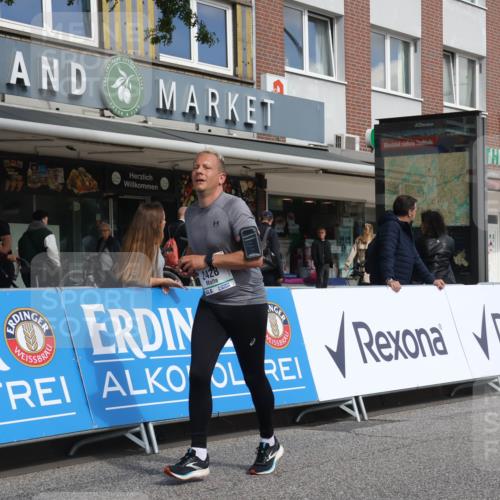 15.09.2024 - PSD Bank Halbmarathon Michael Strokosch http://msf.ph/oto/7055215 15.09.2024 12:40:08 Ziel 1668, 2395, 2428, 3499 meine-sportfotos.de