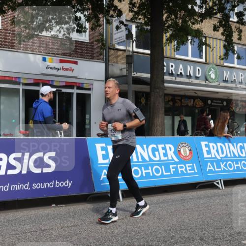 15.09.2024 - PSD Bank Halbmarathon Michael Strokosch http://msf.ph/oto/7055223 15.09.2024 12:40:09 Ziel 1668, 2395, 2428, 3499 meine-sportfotos.de