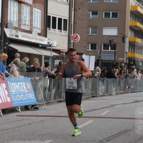 15.09.2024 - PSD Bank Halbmarathon Michael Strokosch http://msf.ph/oto/7055230 15.09.2024 11:30:32 Ziel 682, 1051, 1111, 1125, 1132, 1208, 1483 meine-sportfotos.de