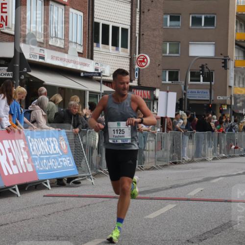 15.09.2024 - PSD Bank Halbmarathon Michael Strokosch http://msf.ph/oto/7055232 15.09.2024 11:30:32 Ziel 682, 1051, 1111, 1125, 1132, 1208, 1483 meine-sportfotos.de