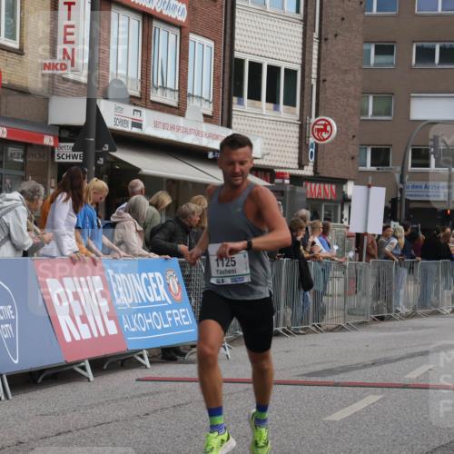 15.09.2024 - PSD Bank Halbmarathon Michael Strokosch http://msf.ph/oto/7055234 15.09.2024 11:30:32 Ziel 682, 1051, 1111, 1125, 1132, 1208, 1483 meine-sportfotos.de
