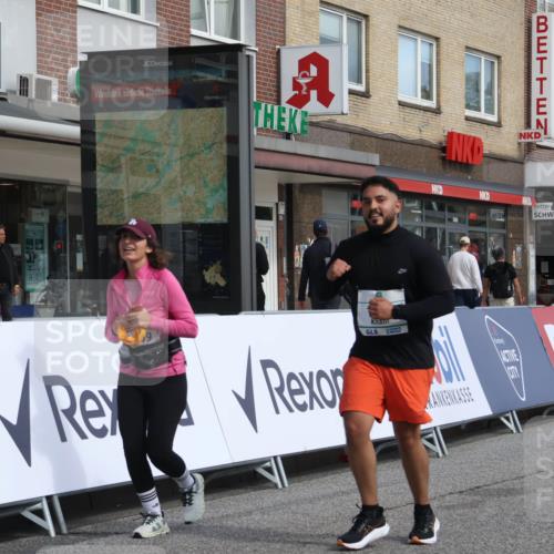 15.09.2024 - PSD Bank Halbmarathon Michael Strokosch http://msf.ph/oto/7055241 15.09.2024 12:40:16 Ziel 1668, 2428, 3499 meine-sportfotos.de
