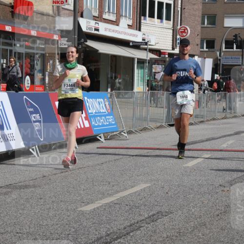 15.09.2024 - PSD Bank Halbmarathon Michael Strokosch http://msf.ph/oto/7055267 15.09.2024 12:40:51 Ziel 1845, 1910, 3444 meine-sportfotos.de