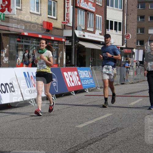 15.09.2024 - PSD Bank Halbmarathon Michael Strokosch http://msf.ph/oto/7055275 15.09.2024 12:40:52 Ziel 1845, 1910, 3444 meine-sportfotos.de