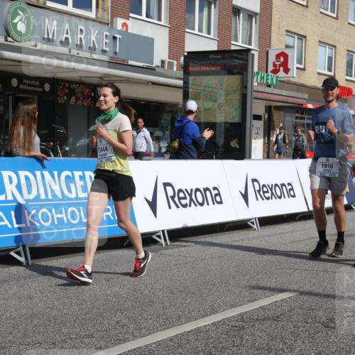 15.09.2024 - PSD Bank Halbmarathon Michael Strokosch http://msf.ph/oto/7055293 15.09.2024 12:40:54 Ziel 1845, 1910, 3444, 3462 meine-sportfotos.de
