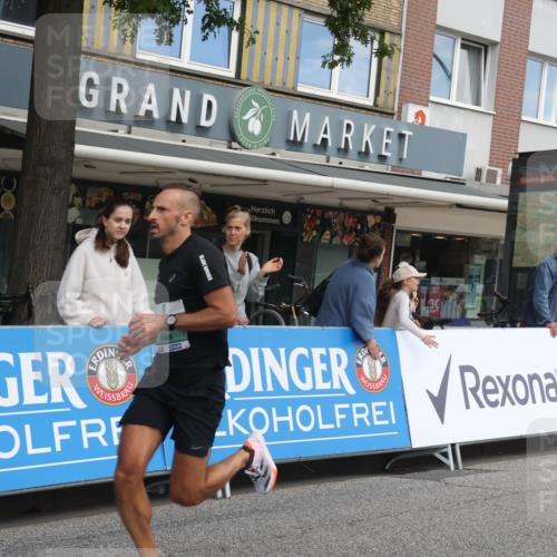 15.09.2024 - PSD Bank Halbmarathon Michael Strokosch http://msf.ph/oto/7055304 15.09.2024 11:30:43 Ziel 712, 1110, 1125, 1137, 1165, 2601 meine-sportfotos.de
