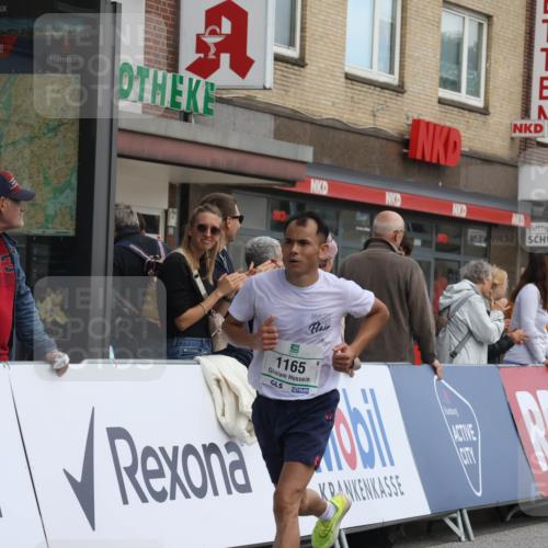 15.09.2024 - PSD Bank Halbmarathon Michael Strokosch http://msf.ph/oto/7055330 15.09.2024 11:30:49 Ziel 701, 712, 918, 1038, 1110, 1137, 1165, 2461, 2475, 2476, 2601 meine-sportfotos.de