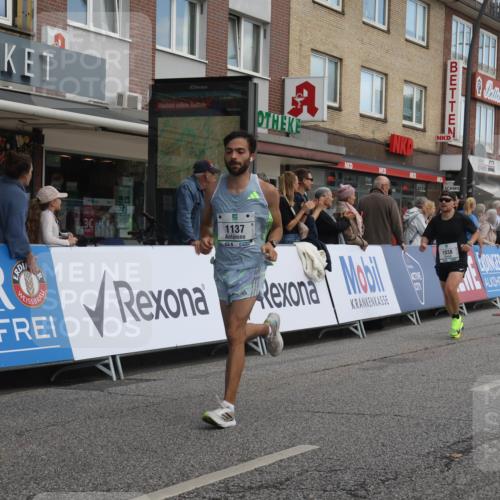 15.09.2024 - PSD Bank Halbmarathon Michael Strokosch http://msf.ph/oto/7055346 15.09.2024 11:30:51 Ziel 701, 712, 749, 918, 1038, 1110, 1137, 1165, 2461, 2475, 2476, 2601 meine-sportfotos.de