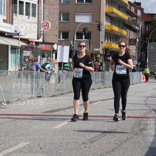 15.09.2024 - PSD Bank Halbmarathon Michael Strokosch http://msf.ph/oto/7055363 15.09.2024 12:41:11 Ziel 3354, 3355, 3462 meine-sportfotos.de