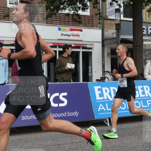 15.09.2024 - PSD Bank Halbmarathon Michael Strokosch http://msf.ph/oto/7055384 15.09.2024 11:30:56 Ziel 701, 749, 754, 918, 1038, 1137, 1165, 1386, 2461, 2475, 2476, 2601 meine-sportfotos.de