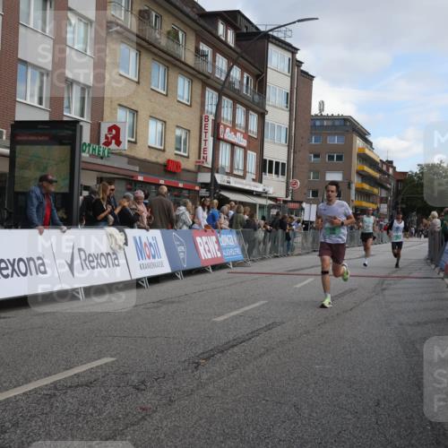 15.09.2024 - PSD Bank Halbmarathon Michael Strokosch http://msf.ph/oto/7055386 15.09.2024 11:30:57 Ziel 701, 749, 754, 918, 1038, 1137, 1165, 1386, 2461, 2475, 2476, 2601 meine-sportfotos.de
