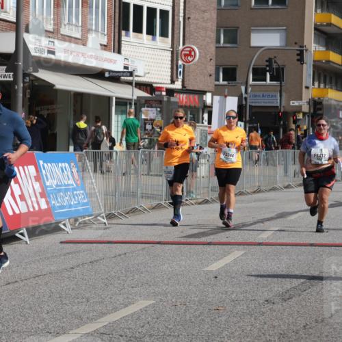 15.09.2024 - PSD Bank Halbmarathon Michael Strokosch http://msf.ph/oto/7055419 15.09.2024 12:41:45 Ziel 2276, 3343, 3344, 3412 meine-sportfotos.de