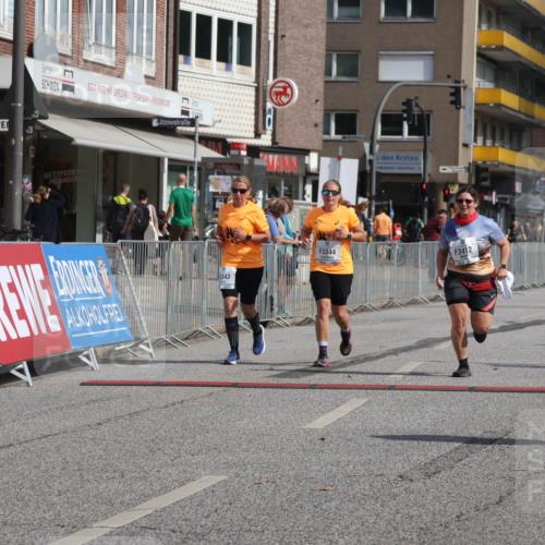 15.09.2024 - PSD Bank Halbmarathon Michael Strokosch http://msf.ph/oto/7055423 15.09.2024 12:41:45 Ziel 2276, 3343, 3344, 3412 meine-sportfotos.de