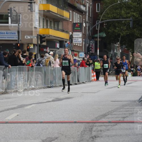 15.09.2024 - PSD Bank Halbmarathon Michael Strokosch http://msf.ph/oto/7055424 15.09.2024 11:31:09 Ziel 686, 749, 754, 1386 meine-sportfotos.de