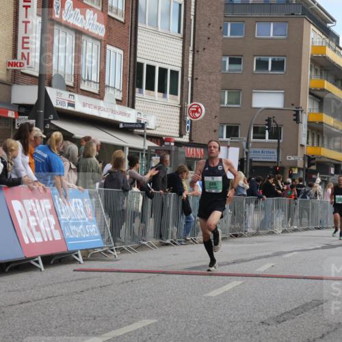 15.09.2024 - PSD Bank Halbmarathon Michael Strokosch http://msf.ph/oto/7055454 15.09.2024 11:31:14 Ziel 435, 686, 1083, 2675 meine-sportfotos.de