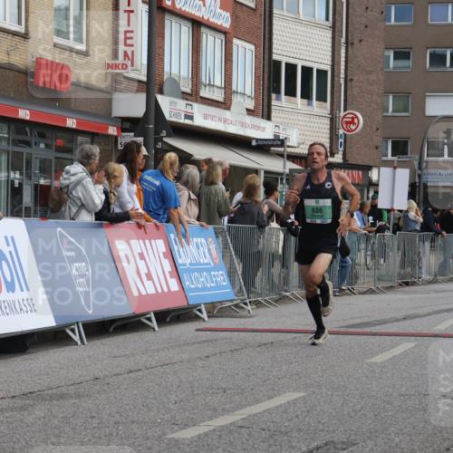 15.09.2024 - PSD Bank Halbmarathon Michael Strokosch http://msf.ph/oto/7055460 15.09.2024 11:31:14 Ziel 435, 686, 1083, 2675 meine-sportfotos.de