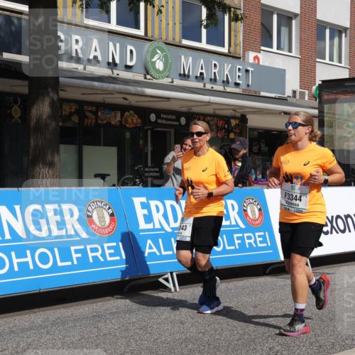15.09.2024 - PSD Bank Halbmarathon Michael Strokosch http://msf.ph/oto/7055461 15.09.2024 12:41:52 Ziel 2276, 3343, 3344, 3412 meine-sportfotos.de